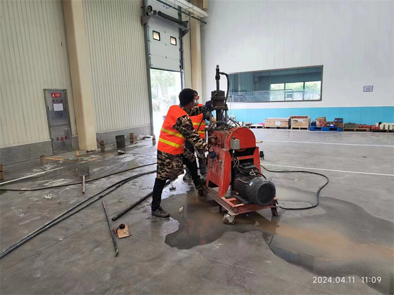 芦山厂房地面下沉塌陷注浆加固施工